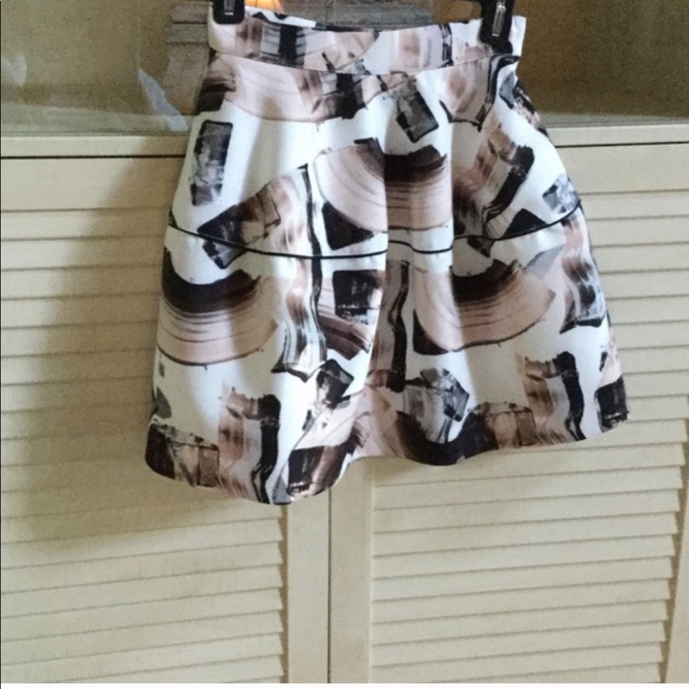 H&M size 2 skirt (worn once)